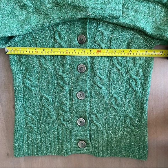 L.L. Bean Vintage Green Button-Up Cable Knit Cardigan - Picture 7 of 8